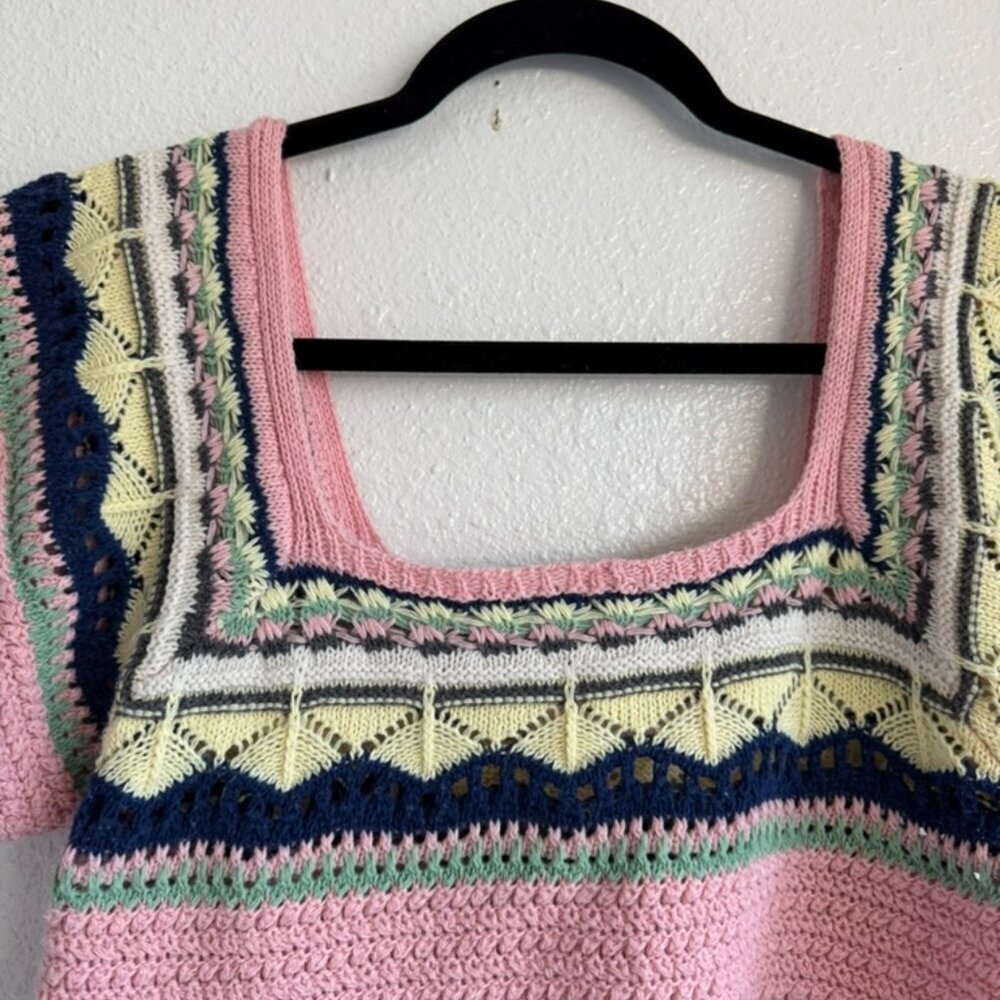 POL Openwork Ethnic Pattern Square Neck Cropped Knit Top Size Small - Picture 4 of 7
